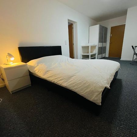 En-Suite For Family,Couple And Females Lancaster Buitenkant foto