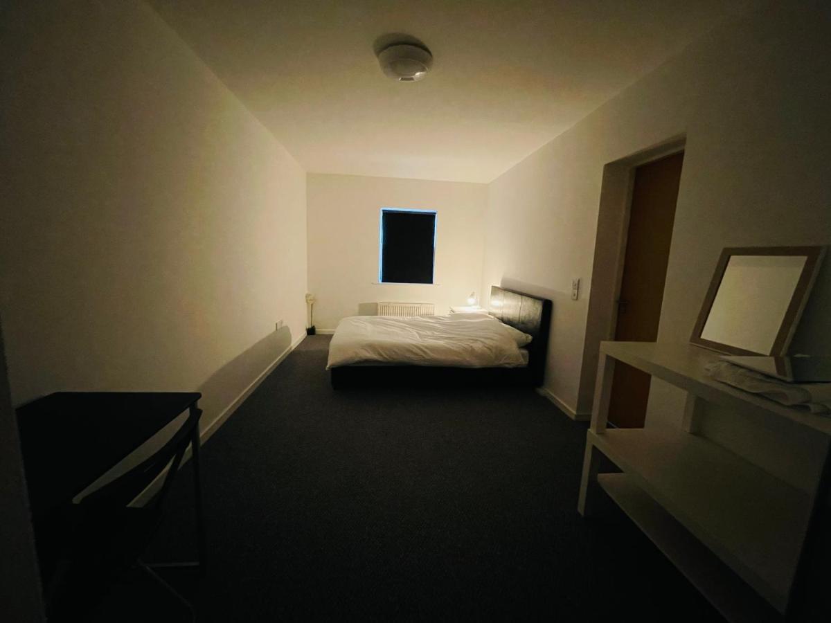 En-Suite For Family,Couple And Females Lancaster Buitenkant foto